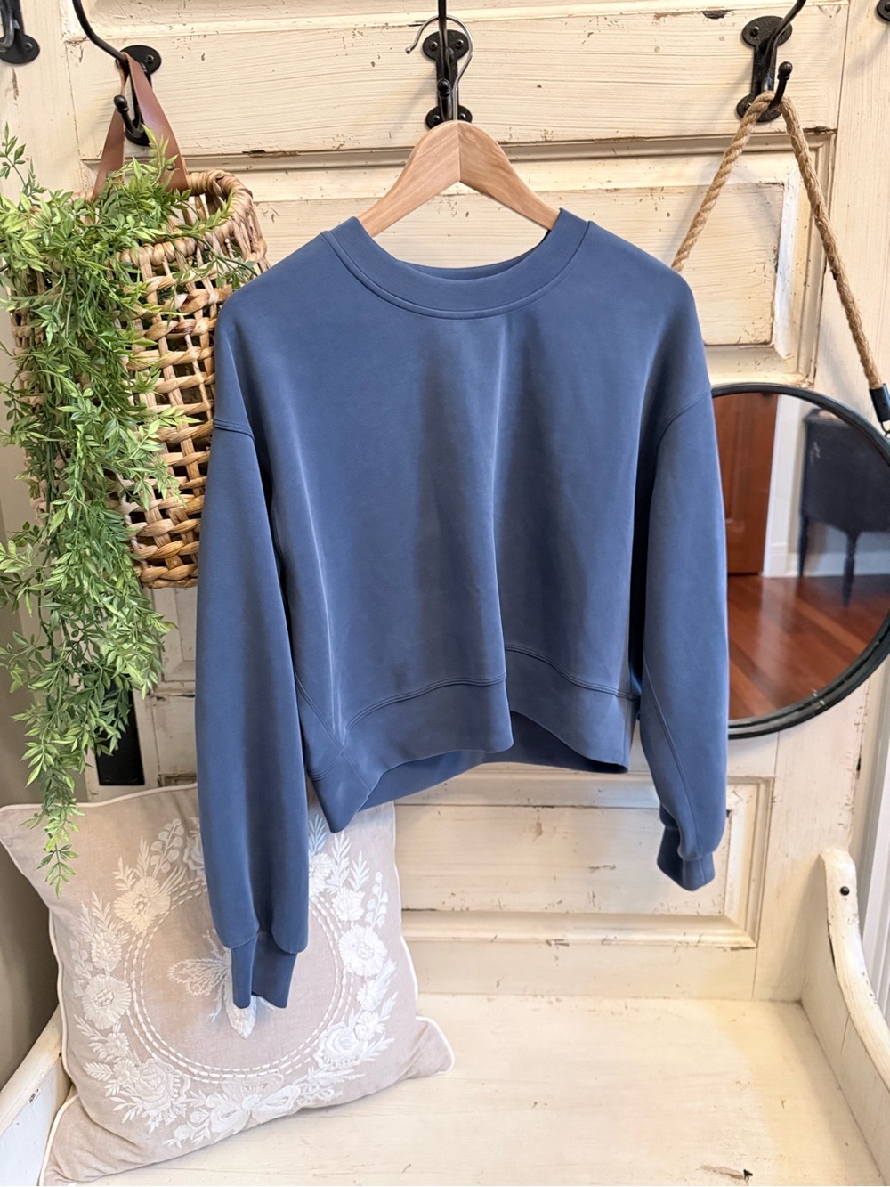 lululemon athletica muted blue crop soft stream sweatshirt